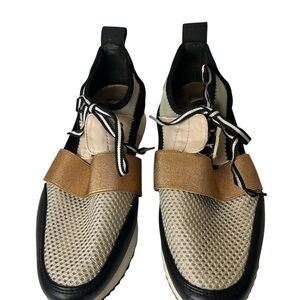 Steve Madden Black and Tan Mesh Sneakers
